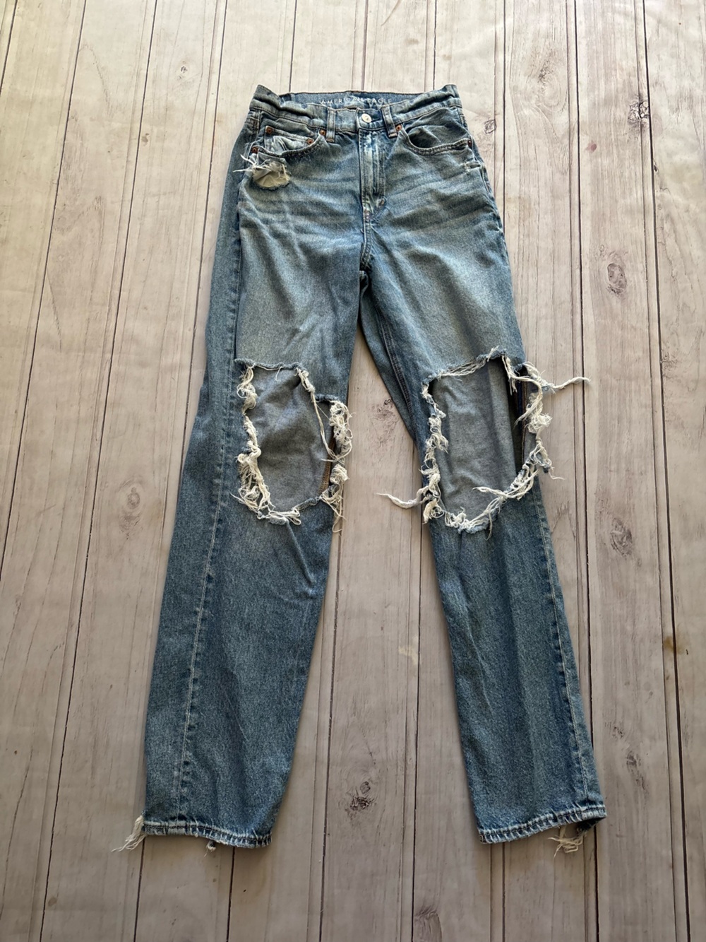 American Eagle 4 Long Highest Rise Baggy Straight Jeans